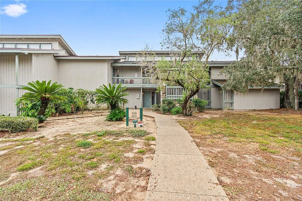 1 bed, 974 sqft, $925 — Photo 1