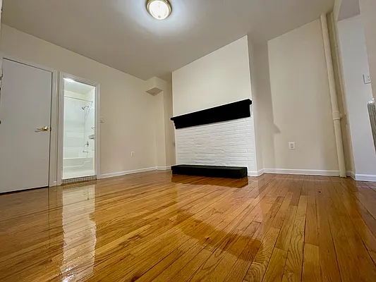 Rented by Building Equity Real Estate LLC | media 2