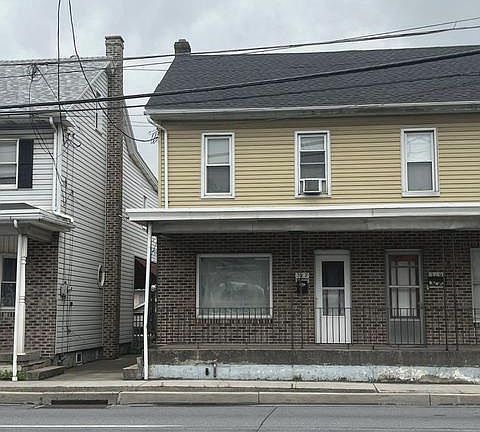 2nd image of 317 Center Ave