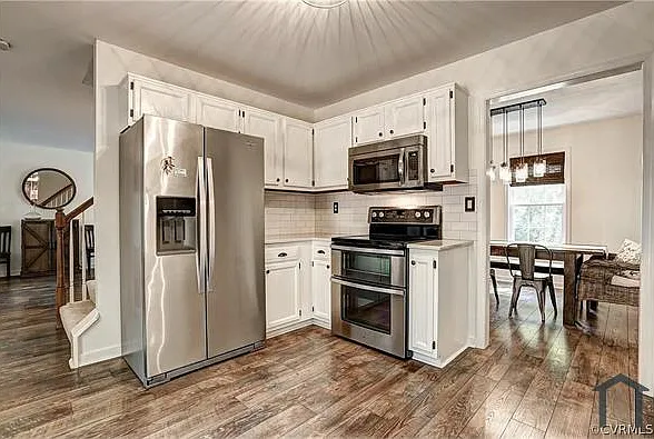5609 Drayton Dr — Photo 10