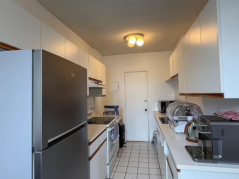 141 Englewood Ave #43 — Photo 12
