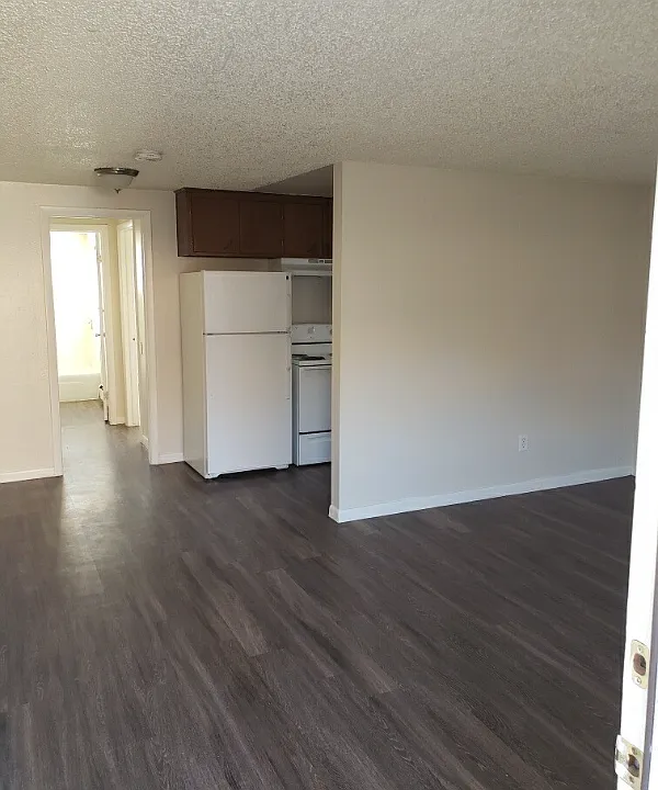 2 Ash Ct
