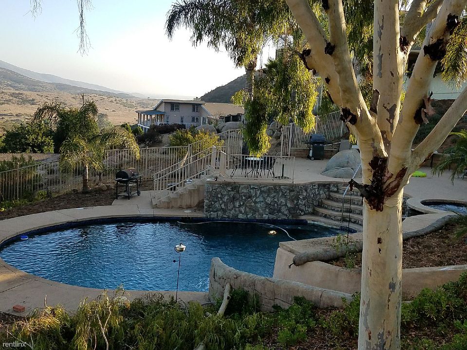 2nd image of 13705 Abell Dr #B