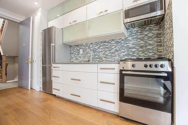 Rented by Keren Capital Group, LLC | media 1