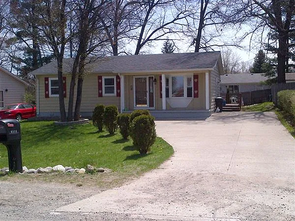 3069 Torrey Beach Dr photo 1