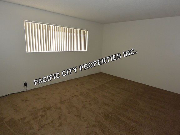 5th image of 13919 Coteau Dr APT 4