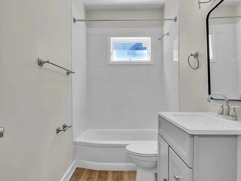 806 Elmwood Ave #2 — Photo 11