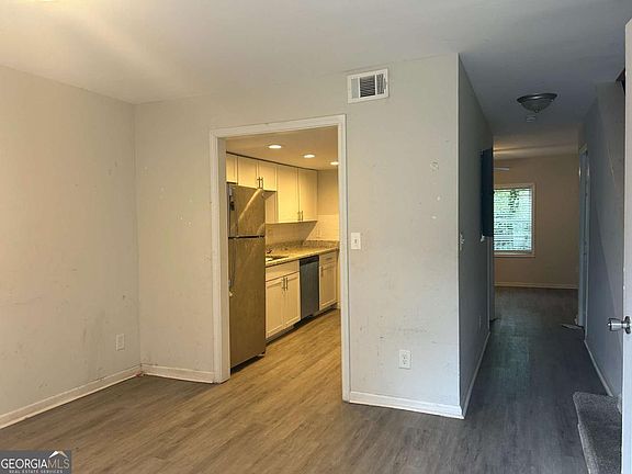 2nd image of 2604 Campbellton Rd SW APT D4