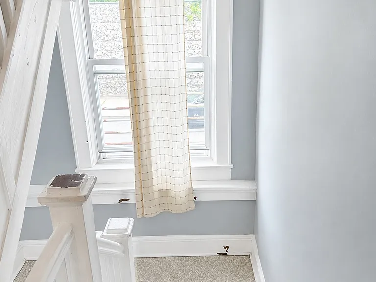 137 Hammond Ave #4 — Photo 3
