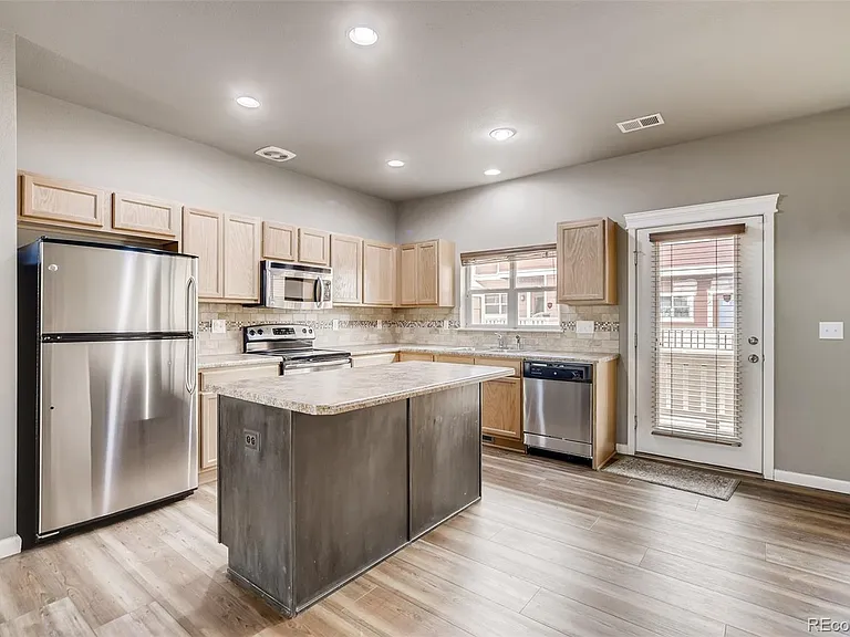 18069 E Saskatoon Pl — Photo 10