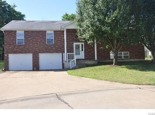 5312 Doe Run Dr, Imperial, MO 63052