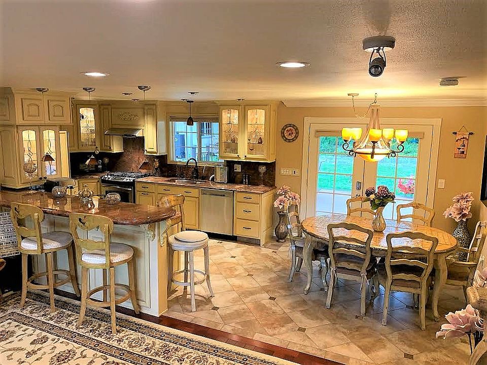 11858 SE 236th St, Kent, WA 98031 | Zillow