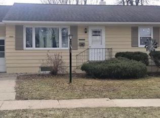 1065 Bergeson Dr, Granite Falls, MN 56241