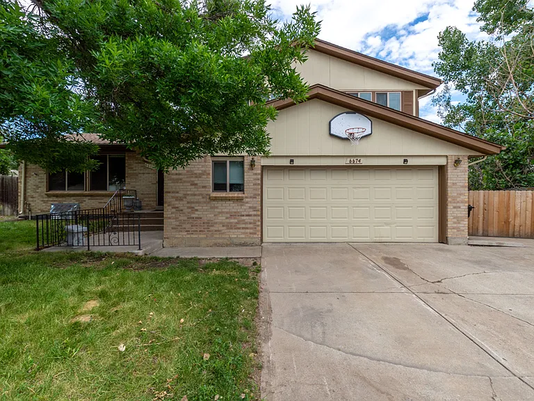 6674 Braun Ct — Photo 1