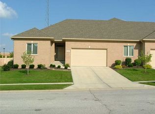 1563 Heron Ridge Blvd, Greenwood, IN
