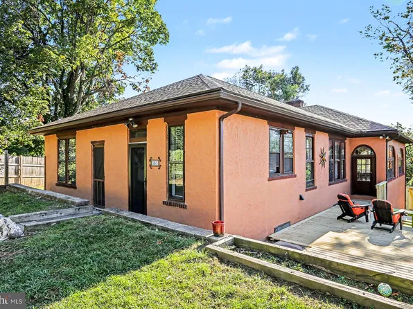 151 Washington Ter, Lemoyne, PA 17043