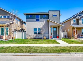 8074 Snow Bird Ave, Boise, ID 83716