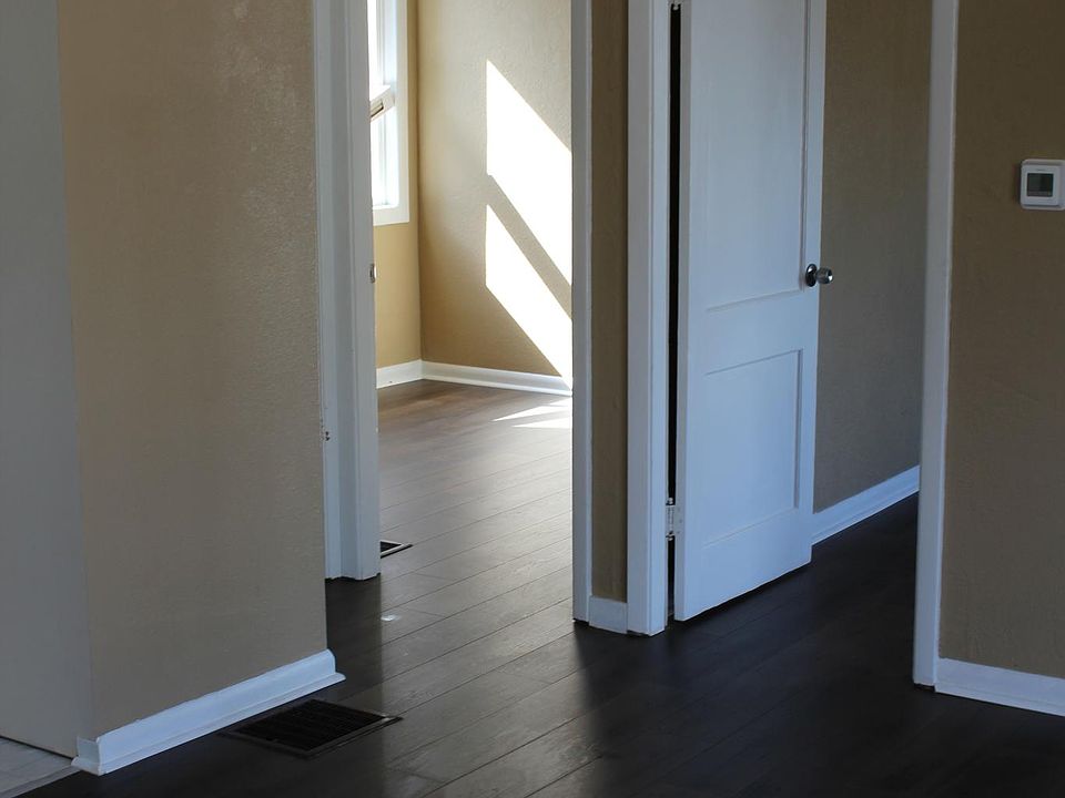 Entrance to two bedrooms