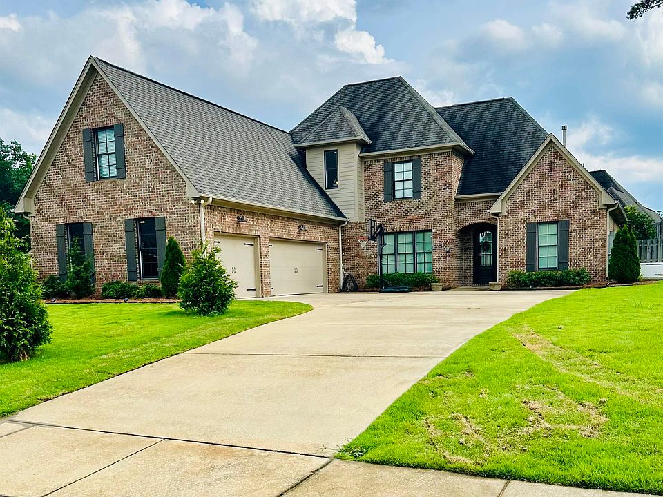 1st image of 1001 Columbia Cir