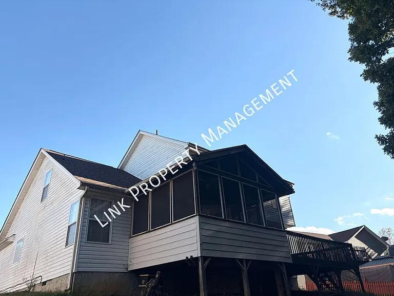 6383 Rim Crest Ln — Photo 8