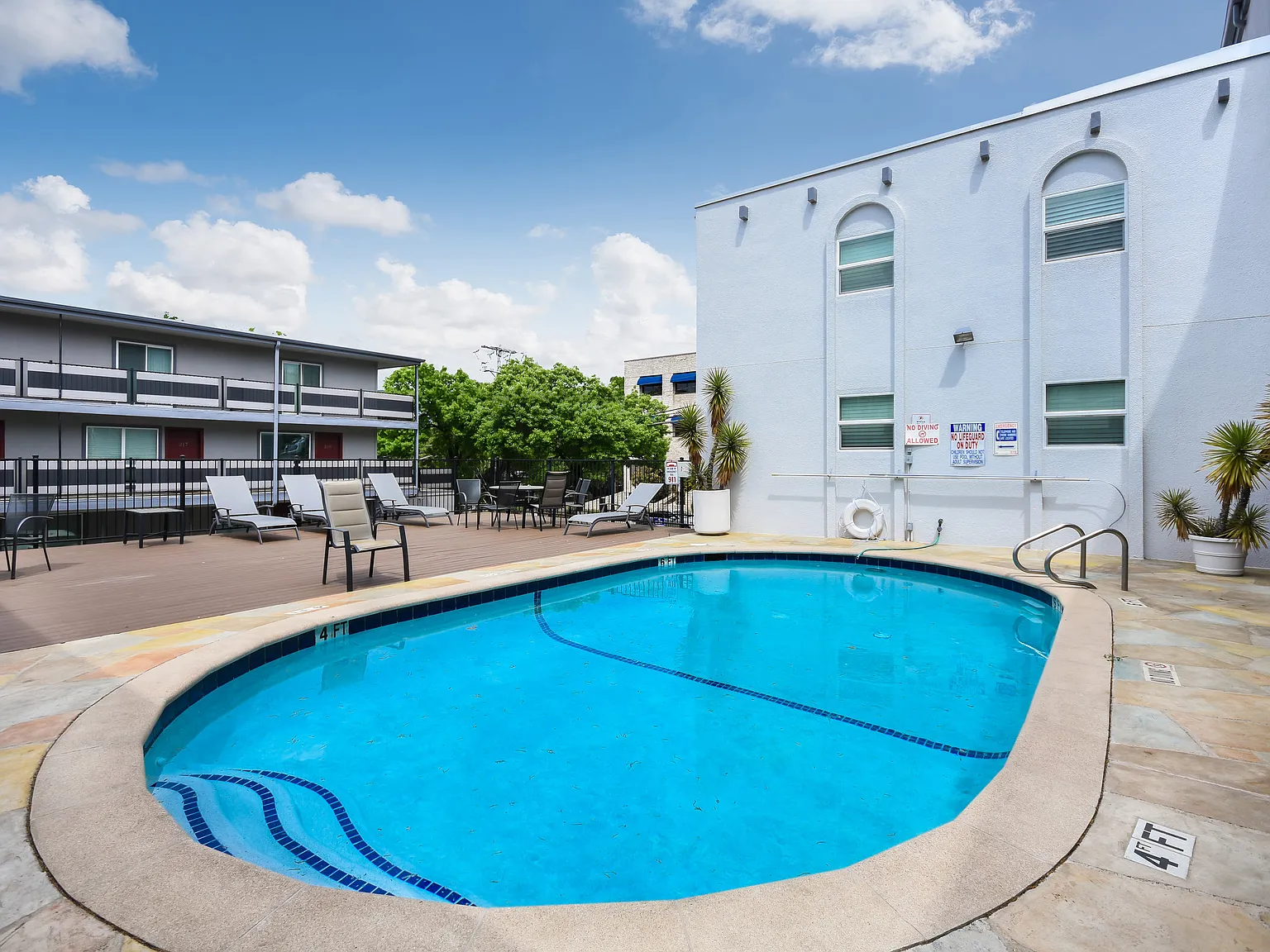3110 Red River St Apt 201 — Photo 4