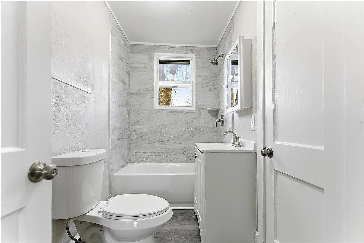 935 Sabattus Street - #1 — Photo 3