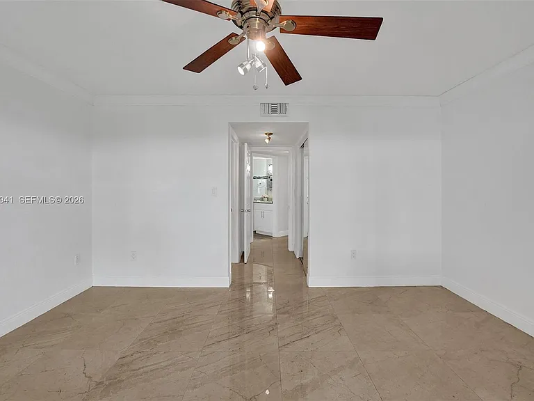 21300 San Simeon Way #P6 — Photo 9