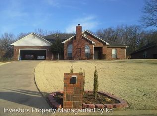 8809 Canopy Oaks Dr, Fort Smith, AR 72903