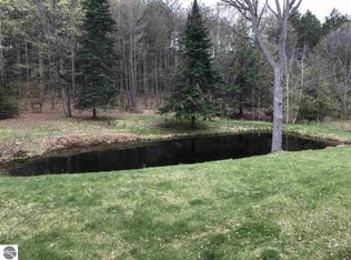 2410 N 47 1/2 Rd, Manton, MI 49663