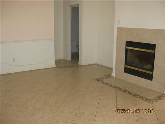 5th image of 637 Sagewood Ln