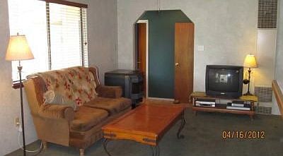 Arched entry way/ Living Room