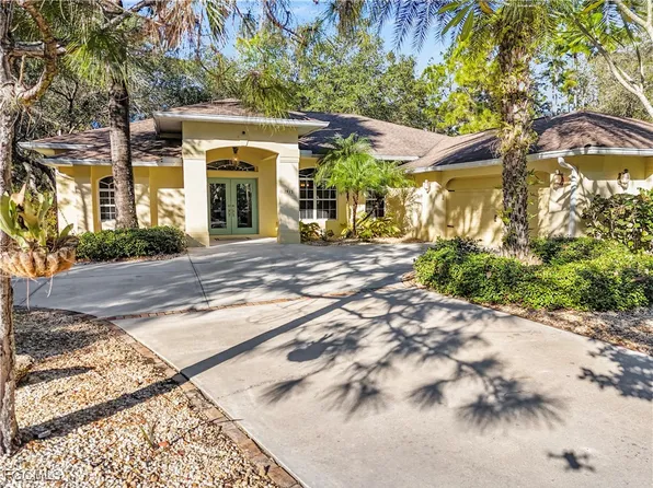 1915 Roosevelt Ave, Lehigh Acres, FL 33972