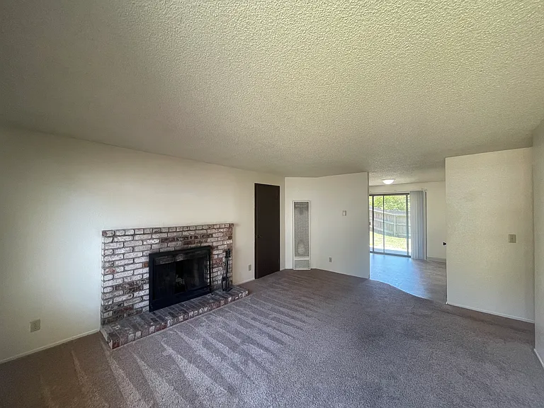 3020 L K Wood Blvd — Photo 4