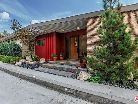 2nd image of 2320 Alto Oak Dr