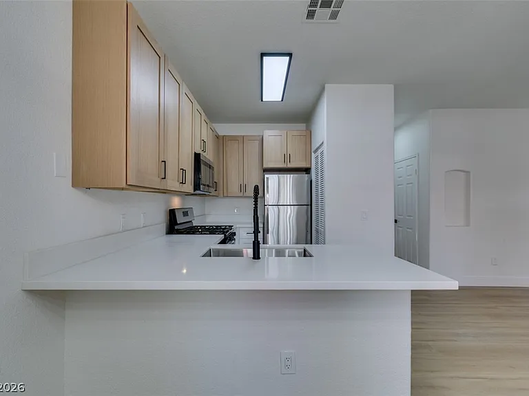 4730 E Craig Rd #1085 — Photo 12