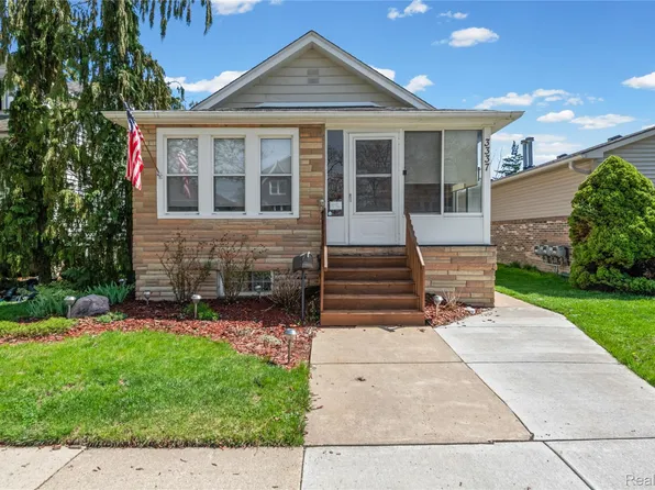 3337 4th St, Trenton, MI 48183