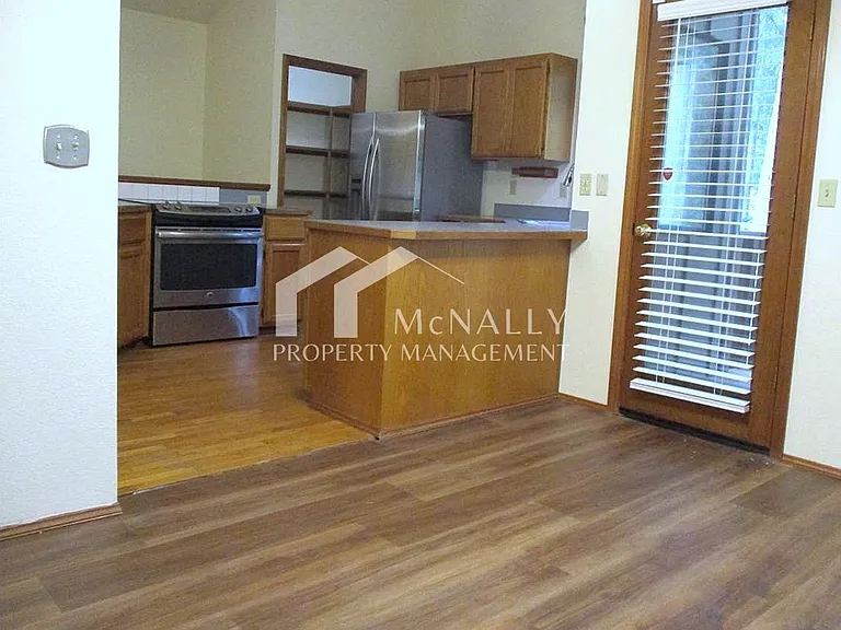 4118 35th Ave NW — Photo 5