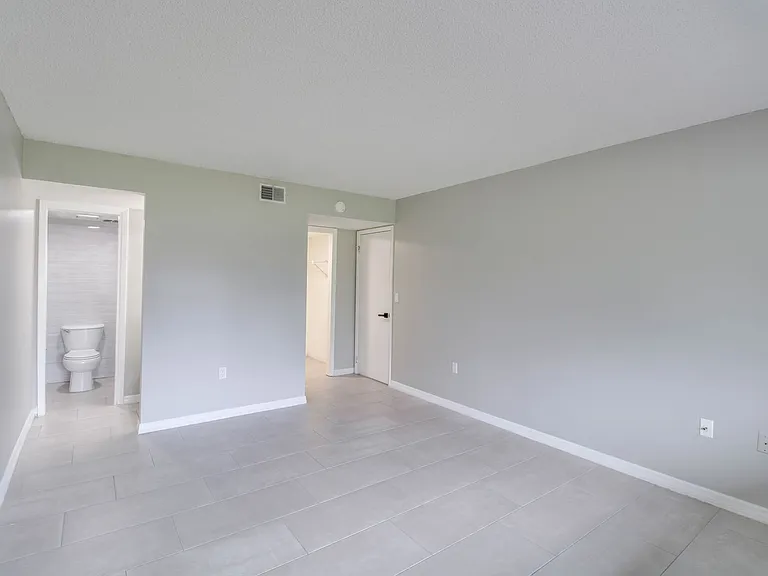 1054 Lotus Cove Ct #612 — Photo 10