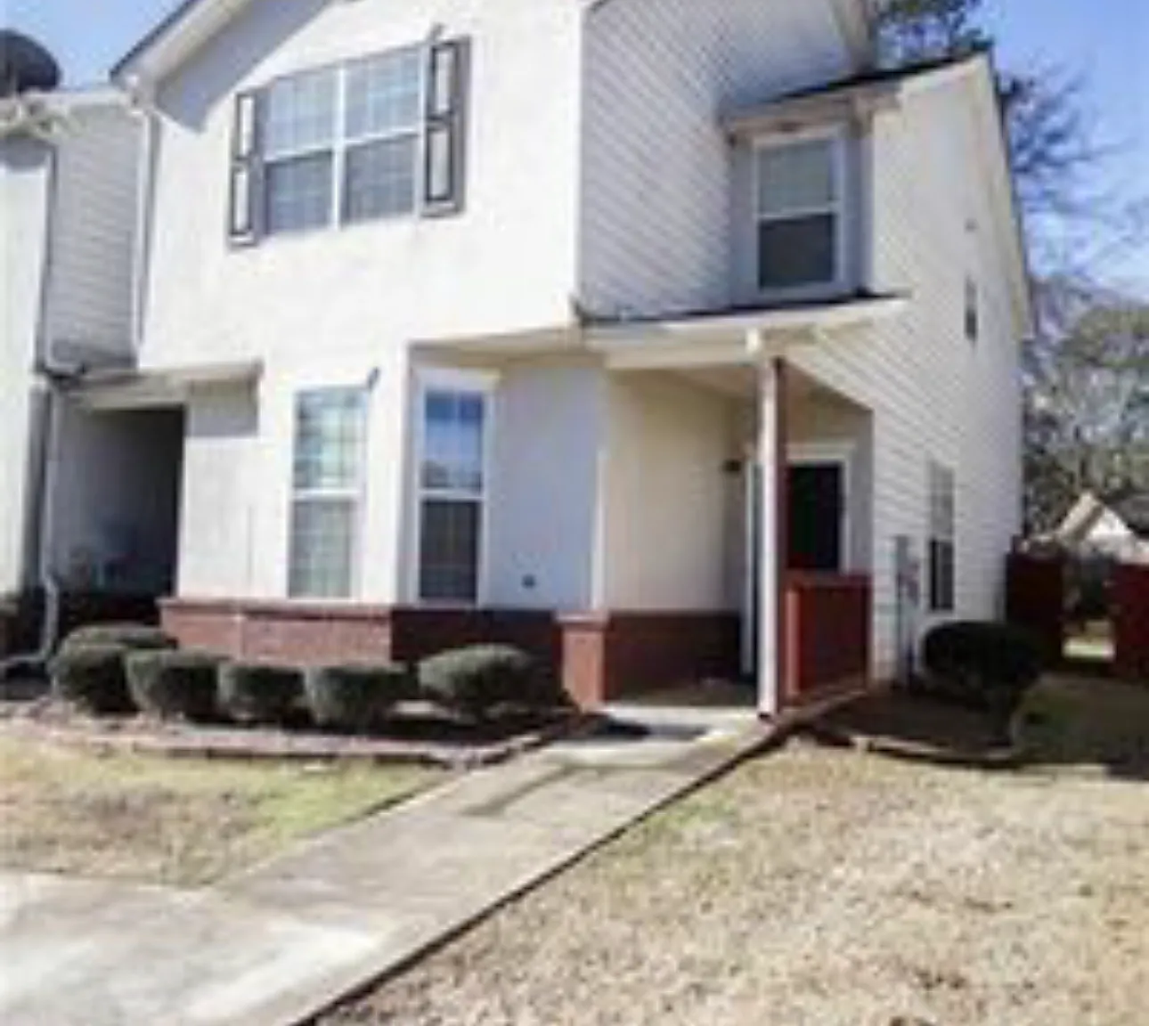 4 bed, 1600 sqft, $1,950 — Photo 1