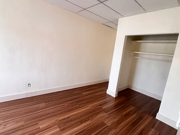 4114 Secor Rd #B — Photo 7