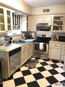 406 Longwood Ct APT C, Baton Rouge, LA, 70806