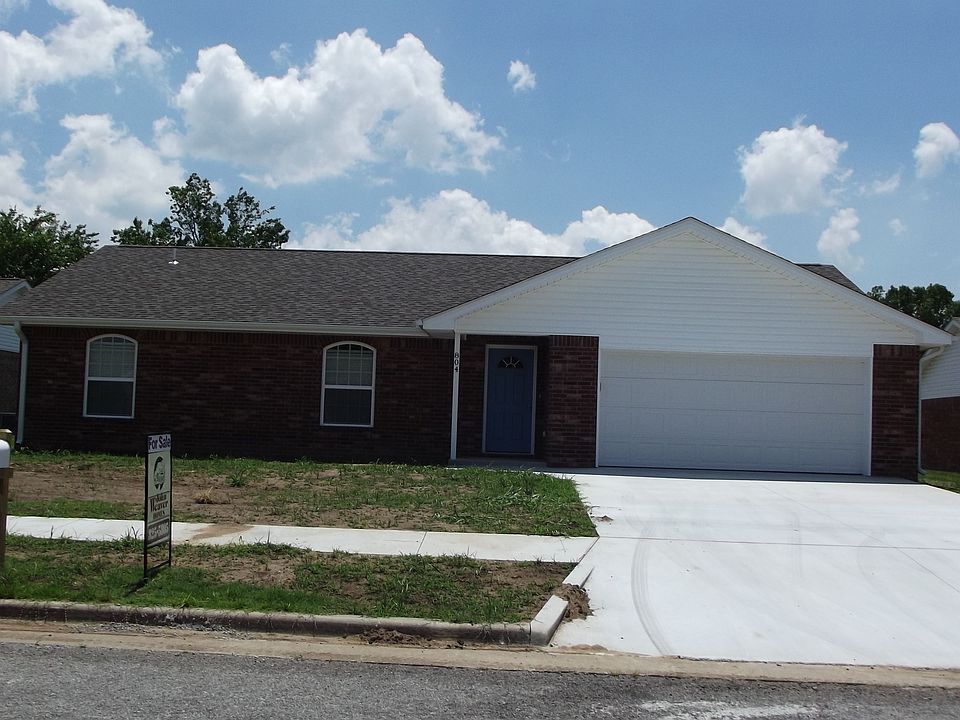 804 Mabel Clayton Circle