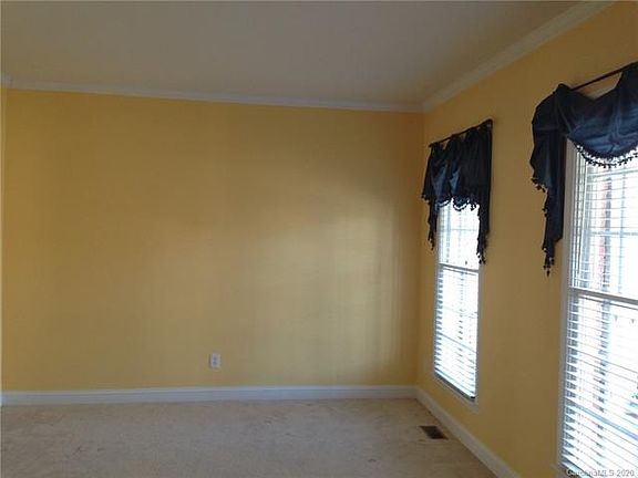 3rd image of 217 Montibello Dr