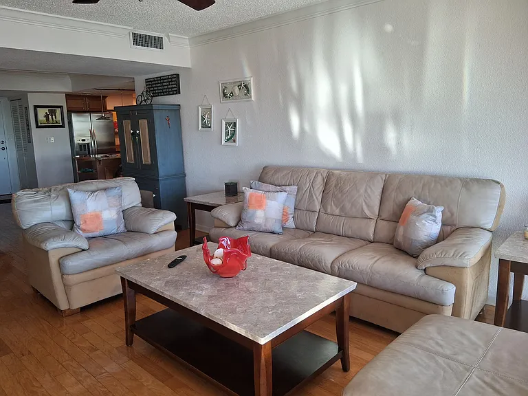 1621 Gulf Blvd #1105 — Photo 17