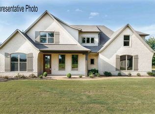 33 Lancaster Cv, Jackson, TN 38305