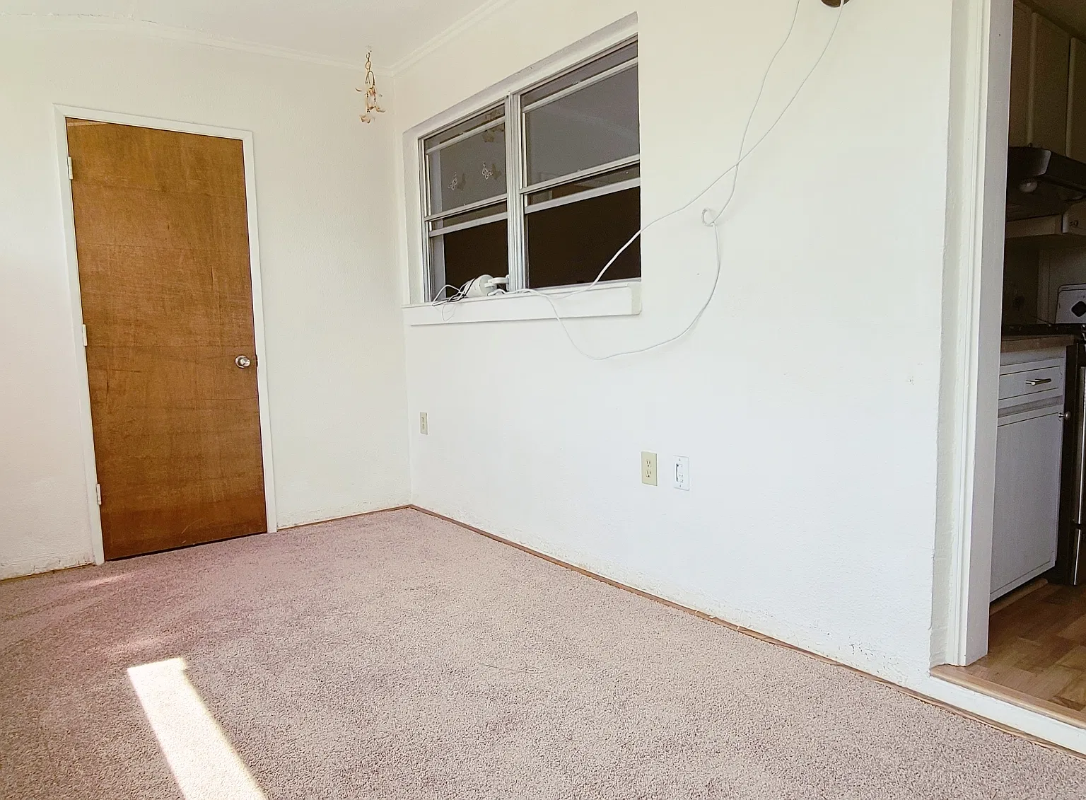 305 (911 Washington Ave SW #305) - 305 — Photo 2