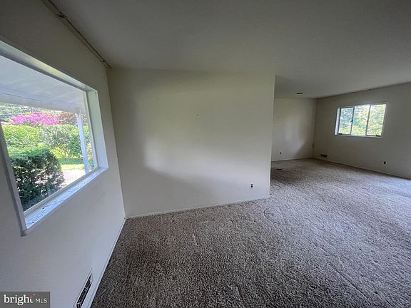 2nd image of 6502 Cottonwood Dr