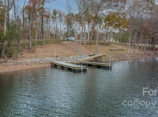 428 Lakeview Shores Loop, Mooresville, NC 28117