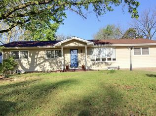 309 N Acadia St, Wichita, KS 67212
