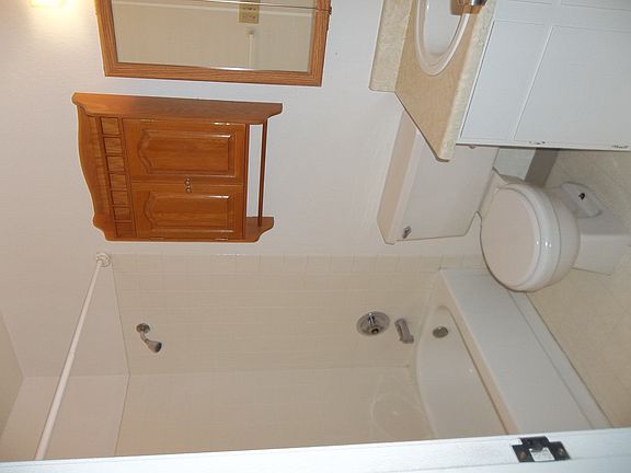 5th image of 260 Spear Ct